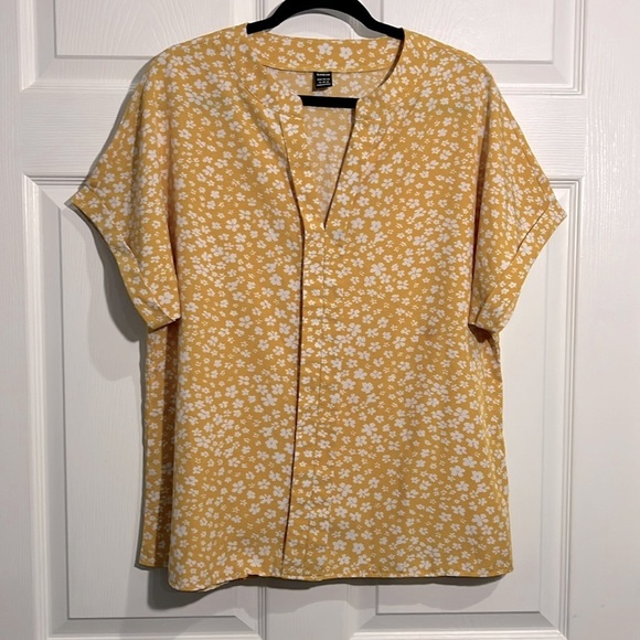 SHEIN Women's Yellow and White Floral Top - Size XL - Picture 1 of 7